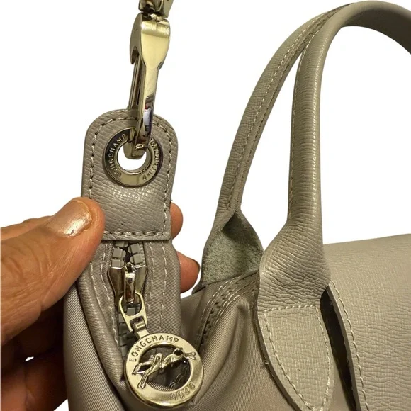 Longchamp Classic Gray Tote Bag with straps. In good conditions - Picture 15 of 16